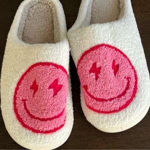 Pink preppy smiley face slippers